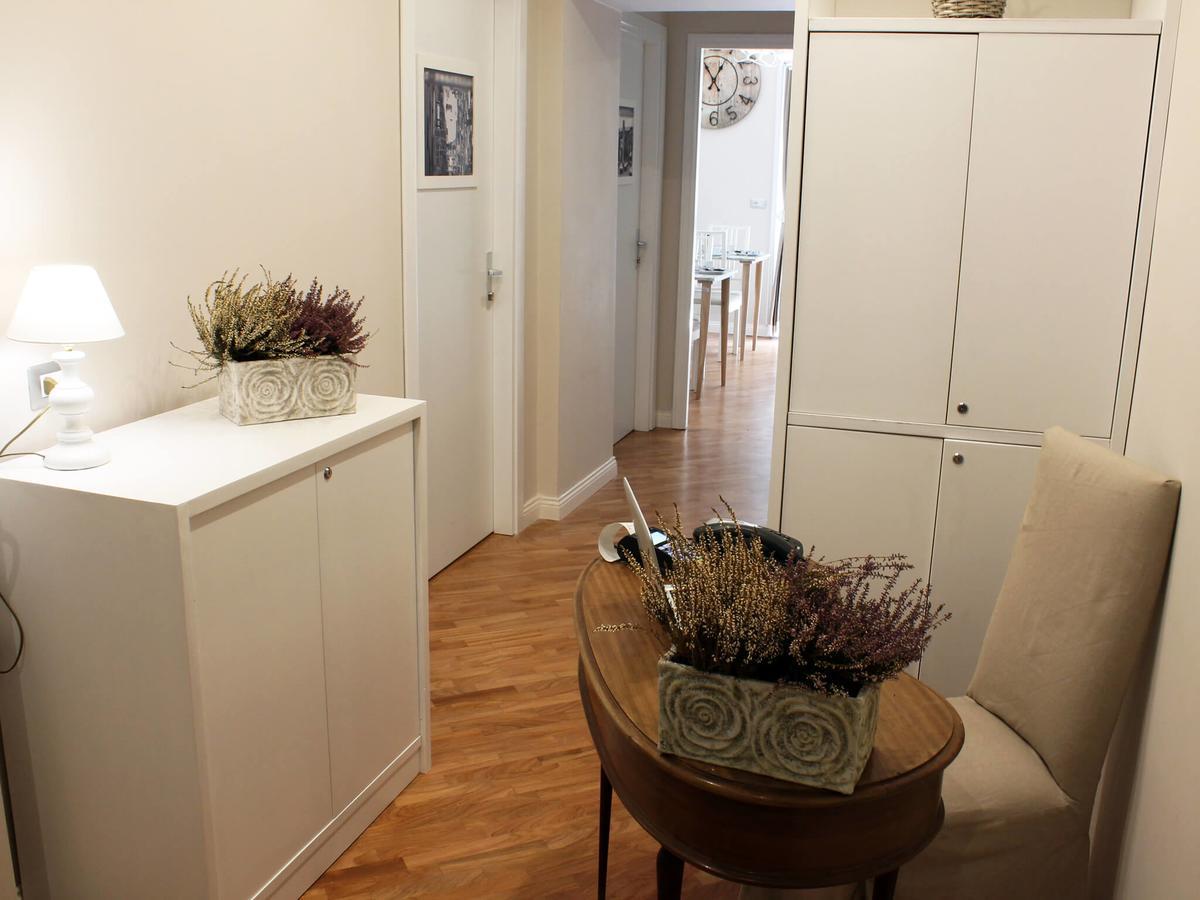 Grand Tour 4Rooms Naples Exterior photo