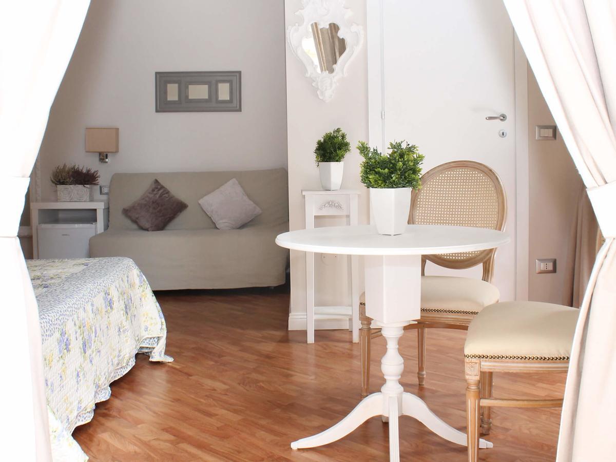 Grand Tour 4Rooms Naples Exterior photo